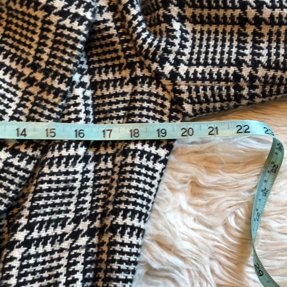 🖤 Herringbone Houndstooth Coat 🖤 - Picture 5 of 12